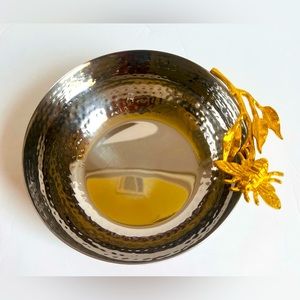 Unknown1 Gold Bee Bowl 6.5”Diameter Metal 1 Piece